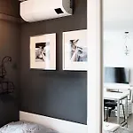 Skyline Designer Flat, Ac & 24-7 Reception Apartman