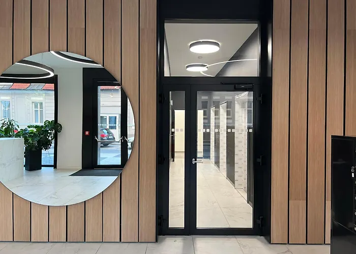 Skyline Designer Flat, Ac & 24-7 Reception Братислава
