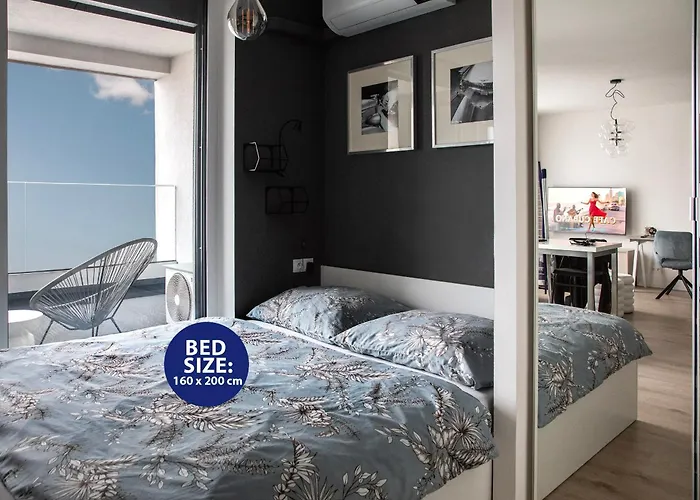 Апартаменты Skyline Designer Flat, Ac & 24-7 Reception Братислава